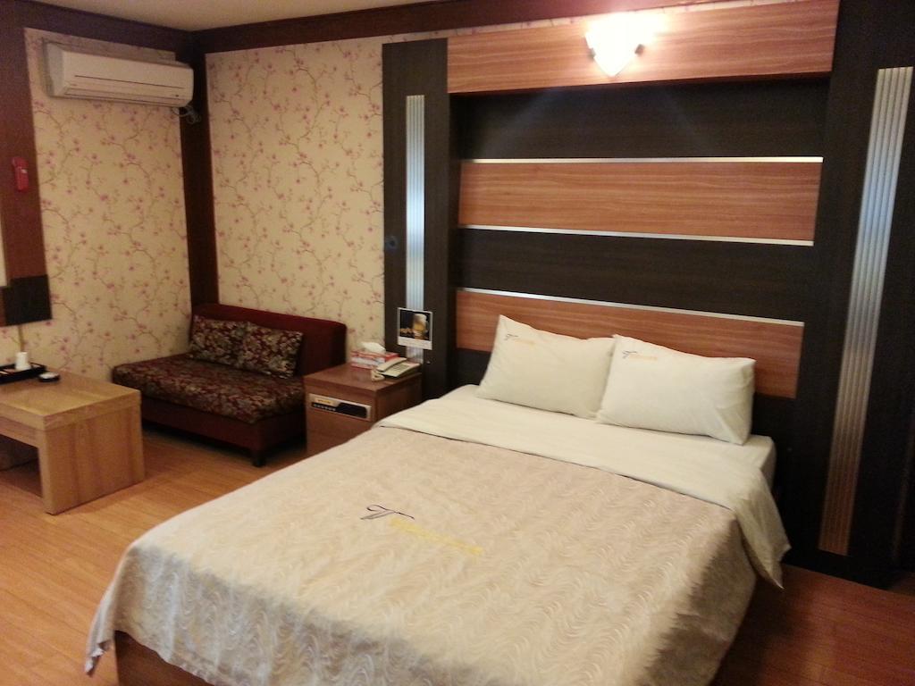 Valentine Hotel Kōyō Extérieur photo